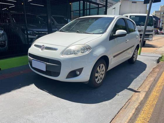 FIAT PALIO 1.6 MPI ESSENCE 16V FLEX 4P AUTOMATIZADO